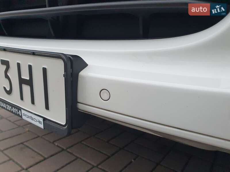 Внедорожник / Кроссовер Porsche Cayenne 2015 в Киеве фото 19 Внедорожник / Кроссовер Porsche Cayenne 2015 в Киеве