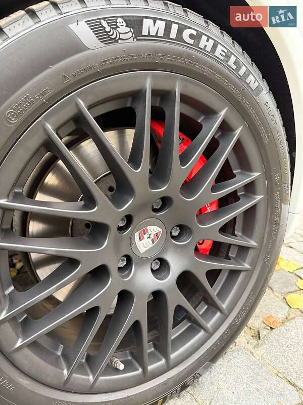 Внедорожник / Кроссовер Porsche Cayenne 2015 в Киеве фото 60 Внедорожник / Кроссовер Porsche Cayenne 2015 в Киеве