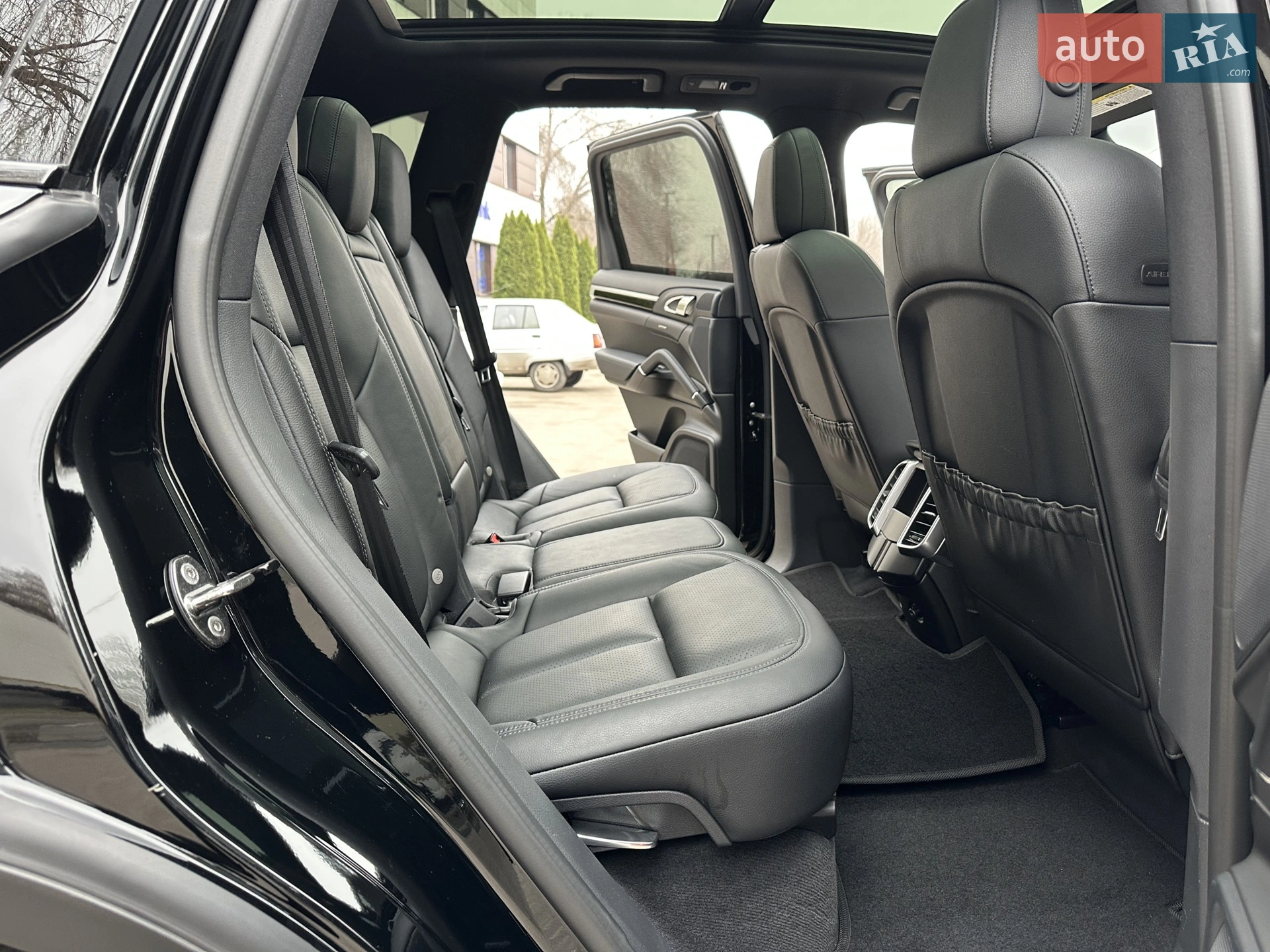2016 Porsche Cayenne - мініатюра 50