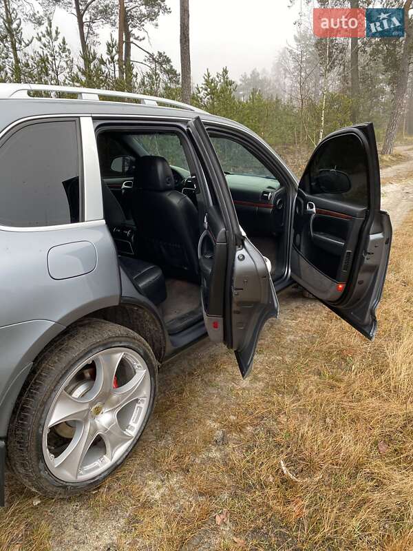 Внедорожник / Кроссовер Porsche Cayenne 2005 в Рокитном