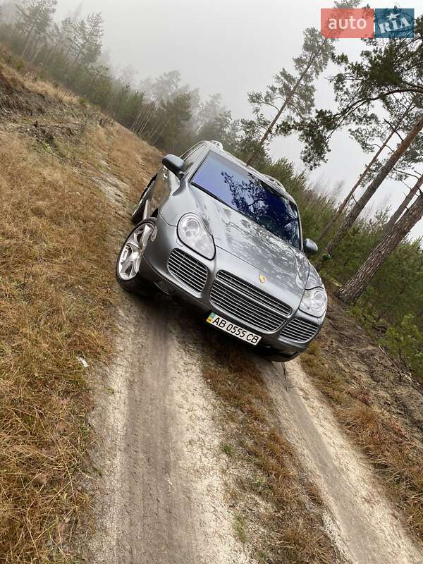 Внедорожник / Кроссовер Porsche Cayenne 2005 в Рокитном