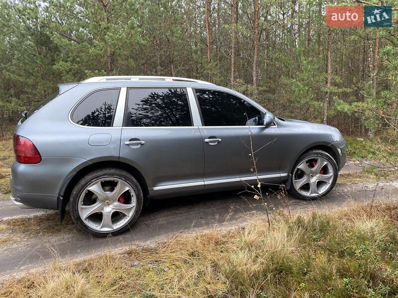 Внедорожник / Кроссовер Porsche Cayenne 2005 в Рокитном