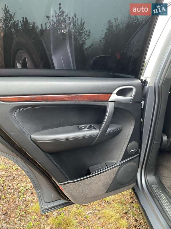 Внедорожник / Кроссовер Porsche Cayenne 2005 в Рокитном