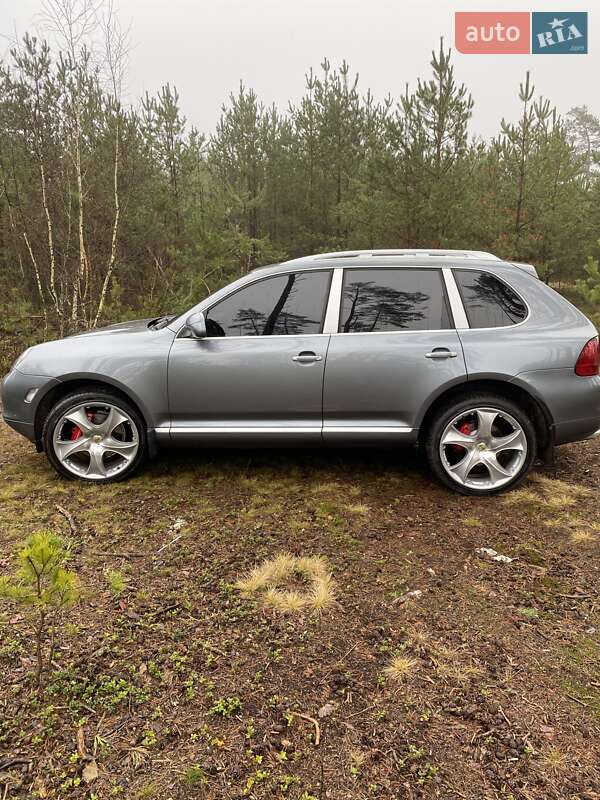 Внедорожник / Кроссовер Porsche Cayenne 2005 в Рокитном