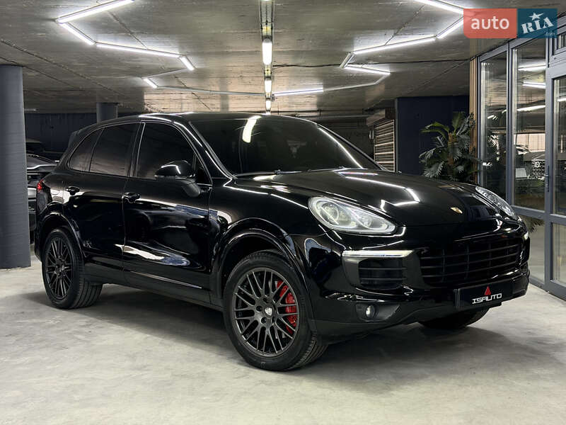 Внедорожник / Кроссовер Porsche Cayenne 2016 в Одессе