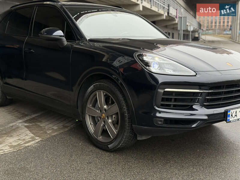 Внедорожник / Кроссовер Porsche Cayenne 2018 в Киеве