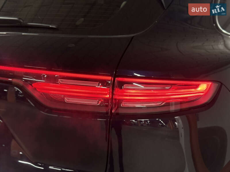 Внедорожник / Кроссовер Porsche Cayenne 2018 в Киеве