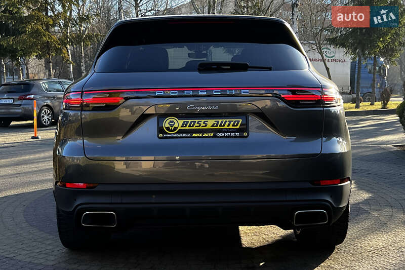 Внедорожник / Кроссовер Porsche Cayenne 2019 в Львове