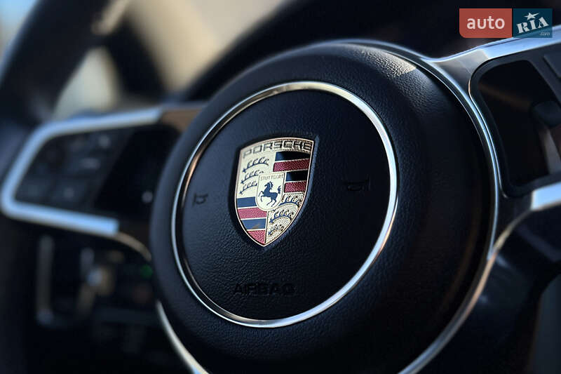 Внедорожник / Кроссовер Porsche Cayenne 2019 в Львове