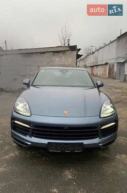 Внедорожник / Кроссовер Porsche Cayenne 2020 в Киеве