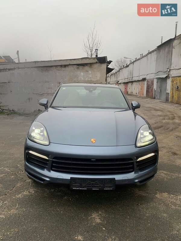 Внедорожник / Кроссовер Porsche Cayenne 2020 в Киеве