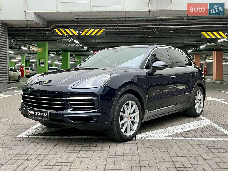 Внедорожник / Кроссовер Porsche Cayenne 2018 в Киеве