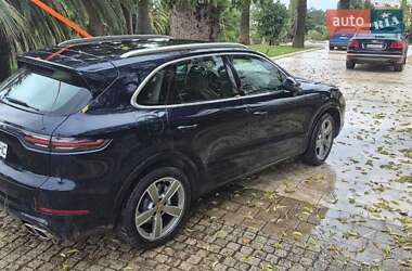 Внедорожник / Кроссовер Porsche Cayenne 2018 в Киеве