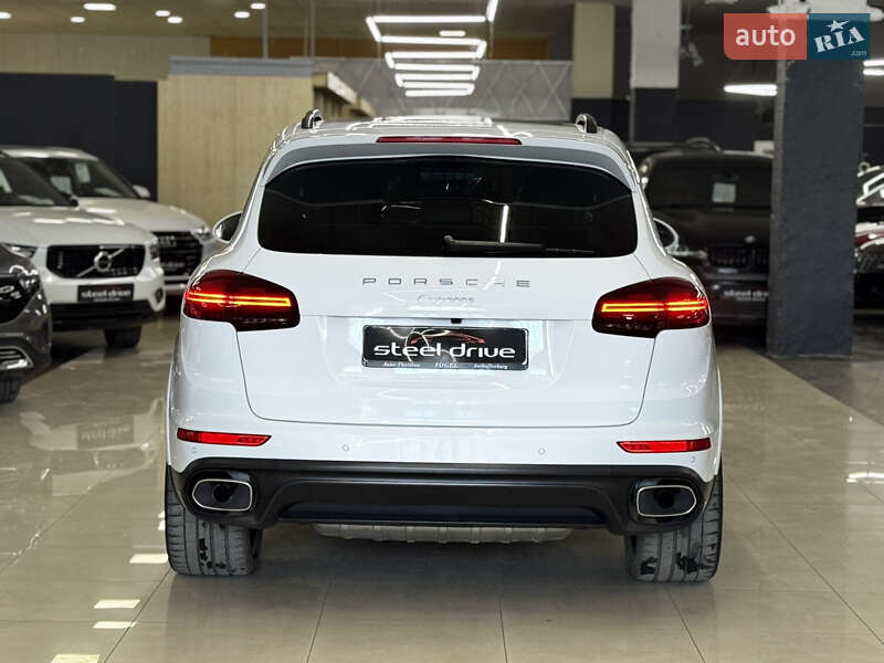 Позашляховик / Кросовер Porsche Cayenne 2016 в Миколаєві фото 7 Позашляховик / Кросовер Porsche Cayenne 2016 в Миколаєві