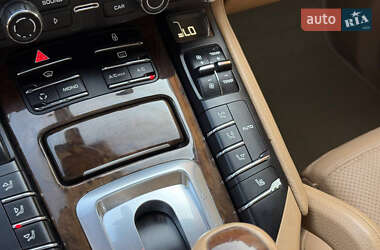 Внедорожник / Кроссовер Porsche Cayenne 2012 в Днепре