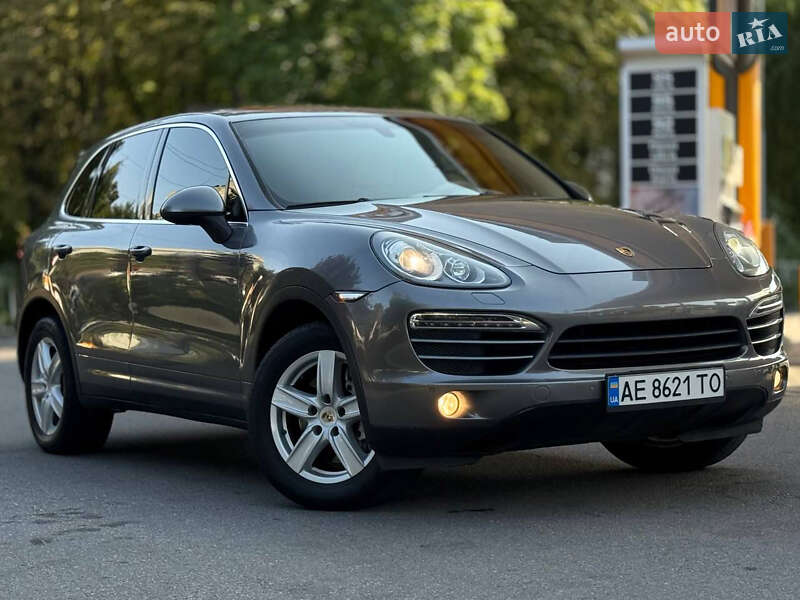 Внедорожник / Кроссовер Porsche Cayenne 2012 в Днепре