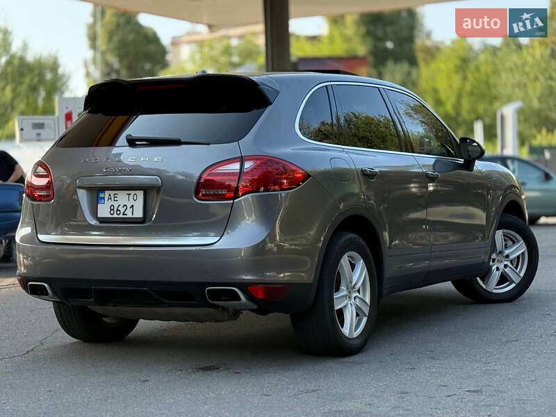 Внедорожник / Кроссовер Porsche Cayenne 2012 в Днепре
