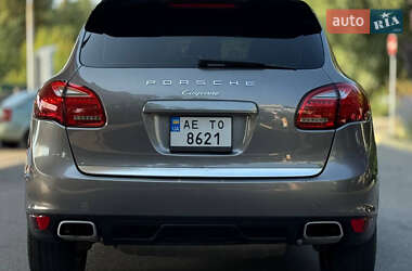 Внедорожник / Кроссовер Porsche Cayenne 2012 в Днепре