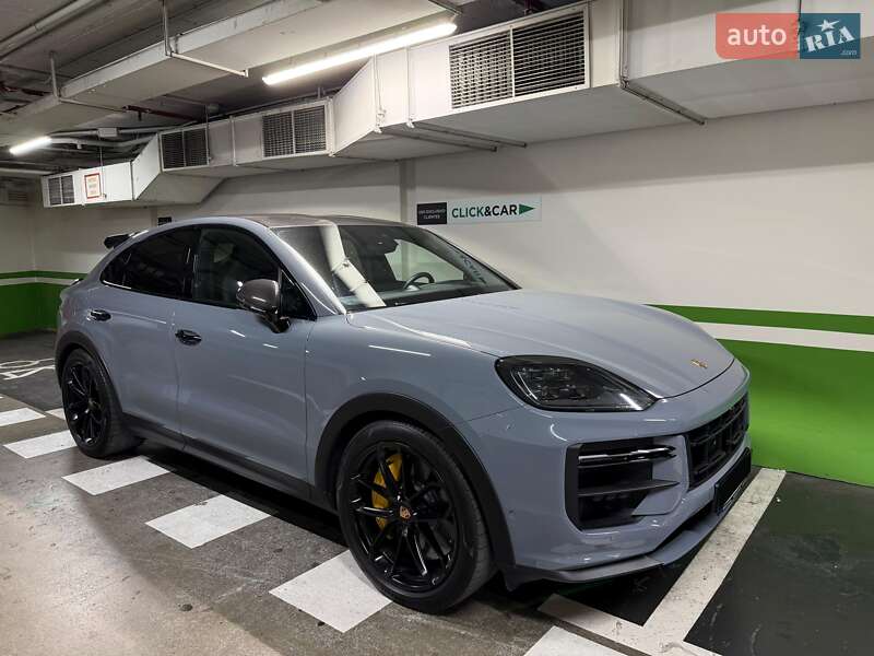 Porsche Cayenne 2025
