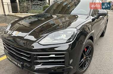 Внедорожник / Кроссовер Porsche Cayenne 2025 в Киеве