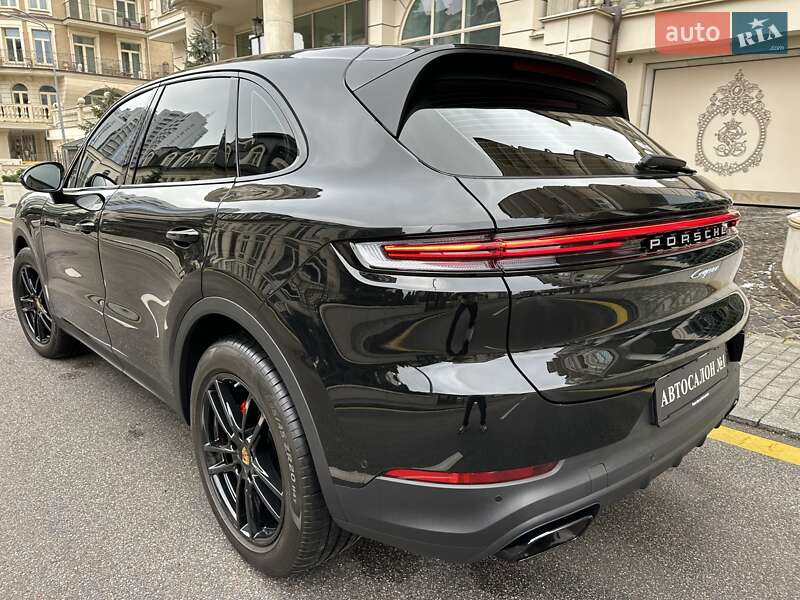 Внедорожник / Кроссовер Porsche Cayenne 2025 в Киеве