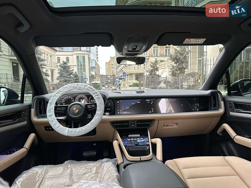 Внедорожник / Кроссовер Porsche Cayenne 2025 в Киеве