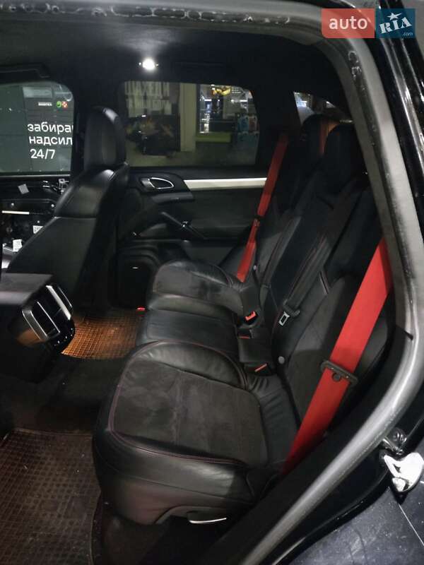 Позашляховик / Кросовер Porsche Cayenne 2012 в Береговому фото 29 Позашляховик / Кросовер Porsche Cayenne 2012 в Береговому