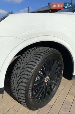 Позашляховик / Кросовер Porsche Cayenne 2016 в Києві