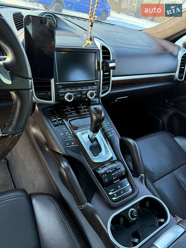 Внедорожник / Кроссовер Porsche Cayenne 2012 в Борисполе фото 11 Внедорожник / Кроссовер Porsche Cayenne 2012 в Борисполе