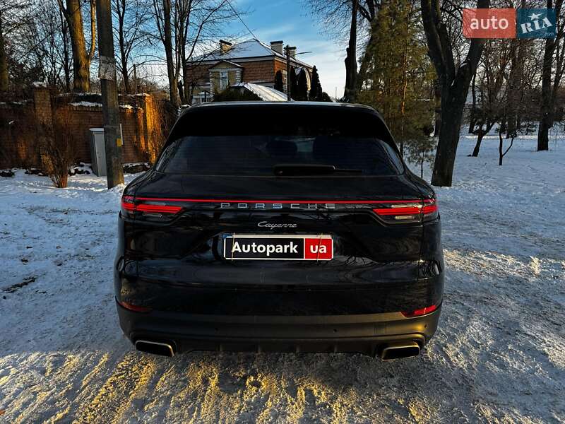 Внедорожник / Кроссовер Porsche Cayenne 2020 в Киеве