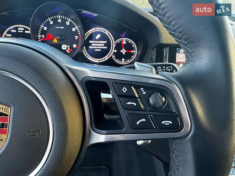 Внедорожник / Кроссовер Porsche Cayenne 2020 в Киеве