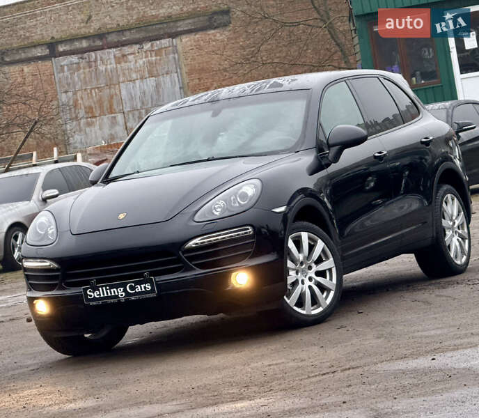 Внедорожник / Кроссовер Porsche Cayenne 2011 в Ровно