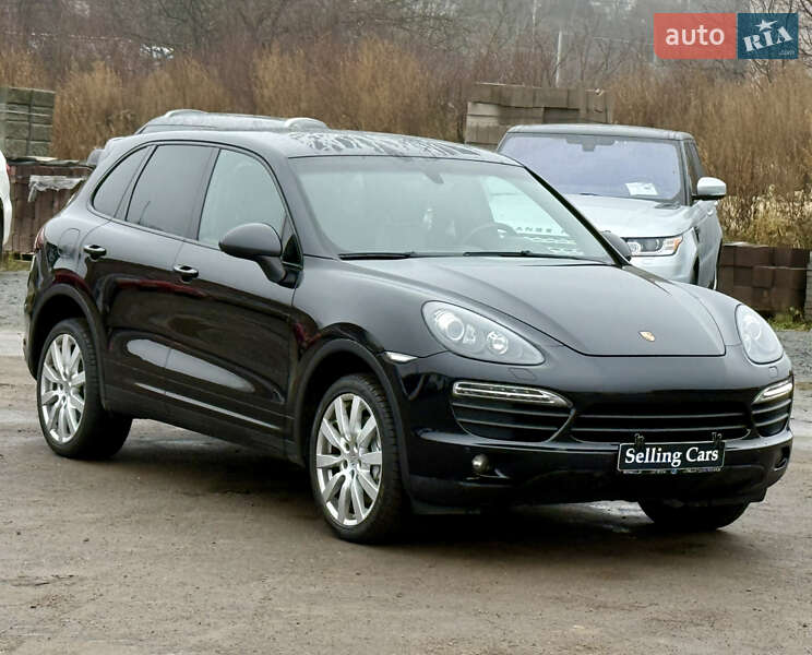 Внедорожник / Кроссовер Porsche Cayenne 2011 в Ровно