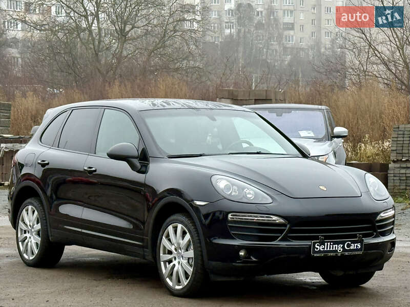 Внедорожник / Кроссовер Porsche Cayenne 2011 в Ровно