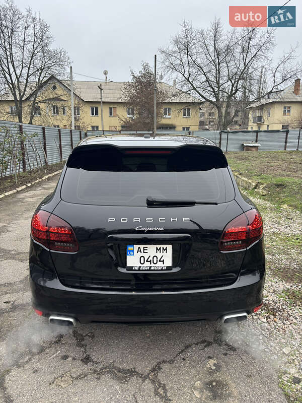 Внедорожник / Кроссовер Porsche Cayenne 2012 в Днепре