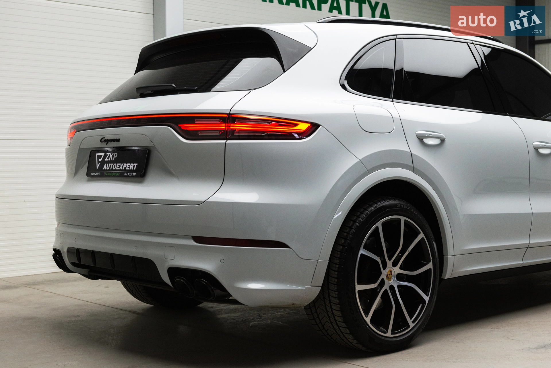 2019 Porsche Cayenne - мініатюра 11