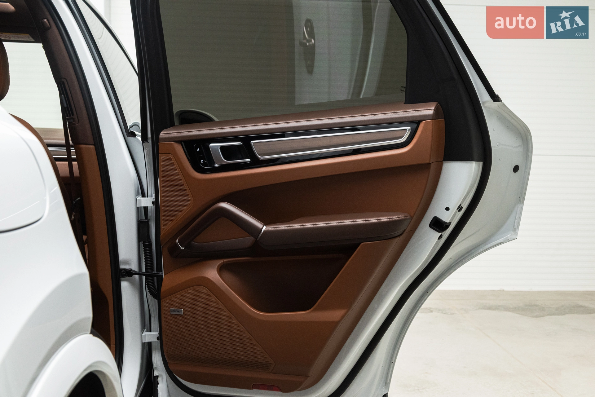 2019 Porsche Cayenne - мініатюра 29