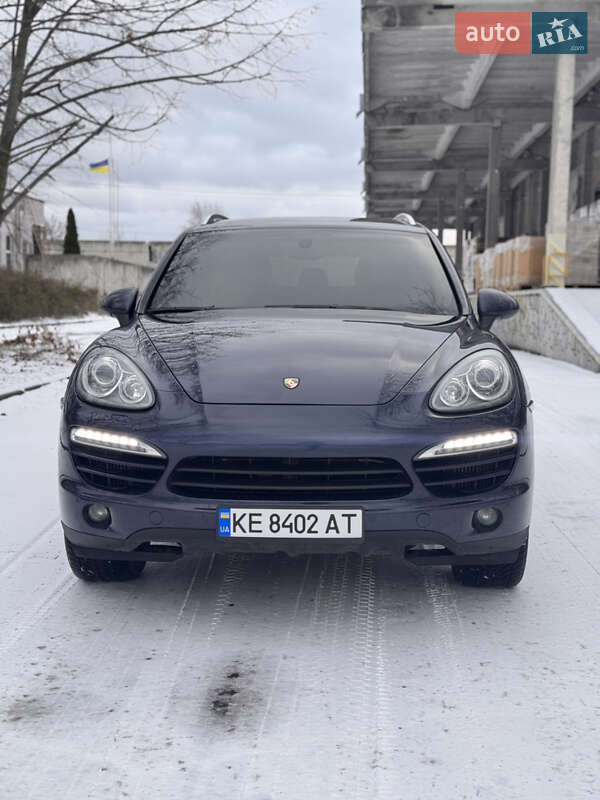 Внедорожник / Кроссовер Porsche Cayenne 2011 в Днепре