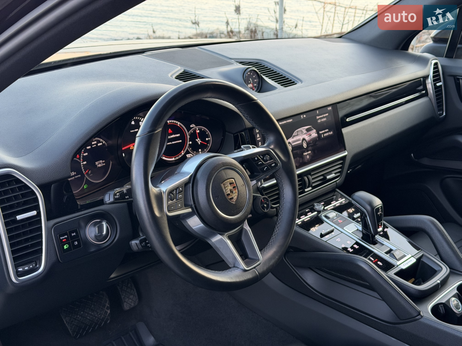 2019 Porsche Cayenne - мініатюра 17