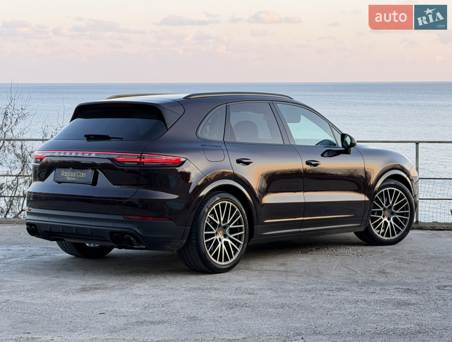 2019 Porsche Cayenne - мініатюра 11