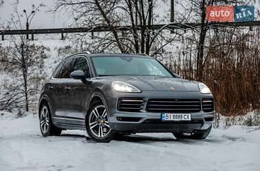 Внедорожник / Кроссовер Porsche Cayenne 2022 в Полтаве