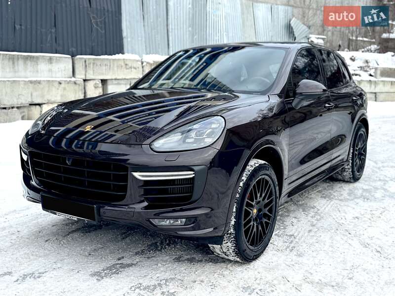 Porsche Cayenne 2016