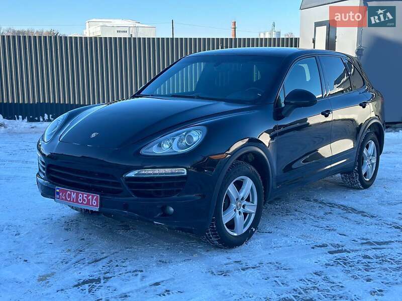 Внедорожник / Кроссовер Porsche Cayenne 2013 в Владимире