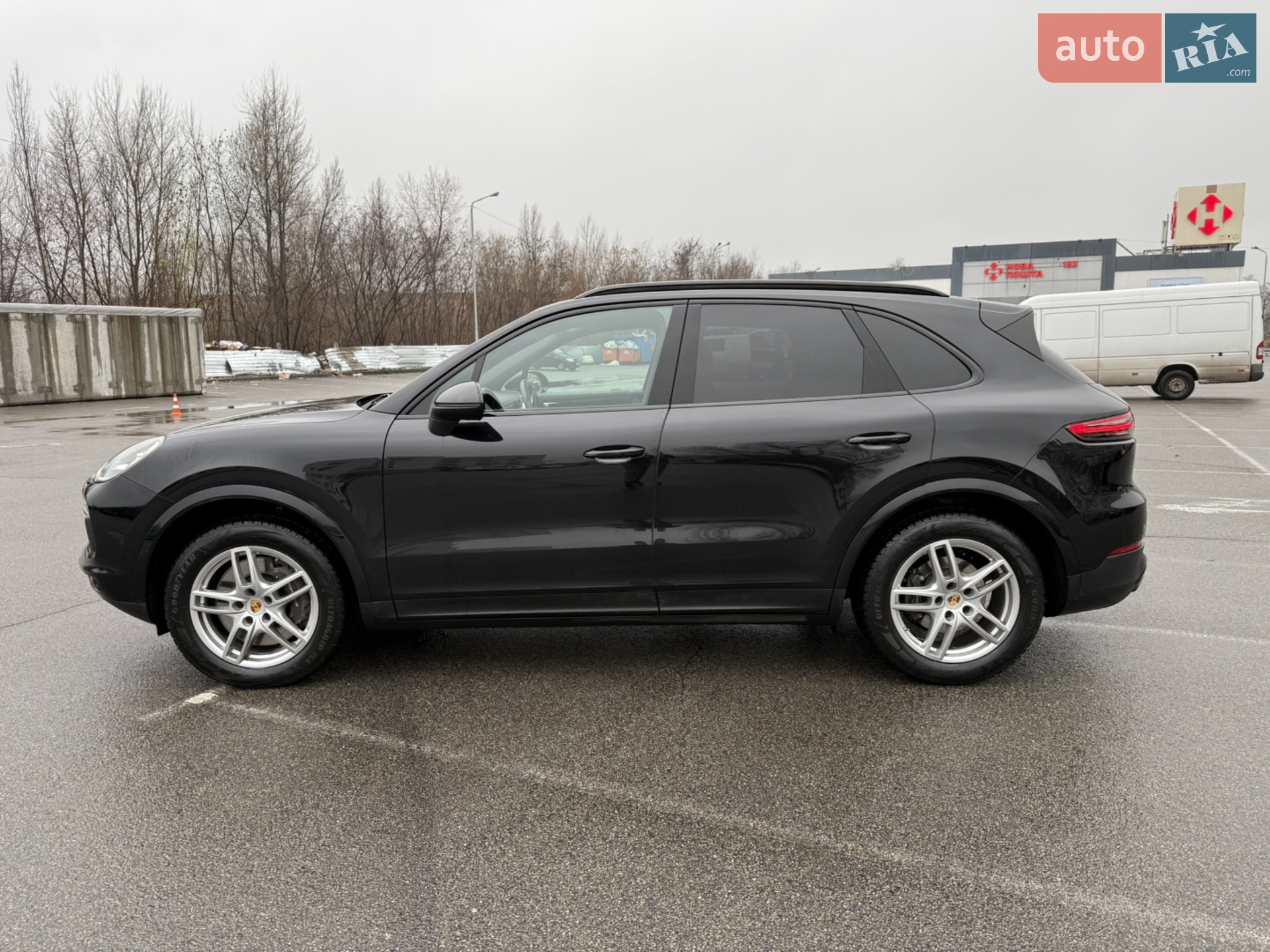 2020 Porsche Cayenne - мініатюра 17