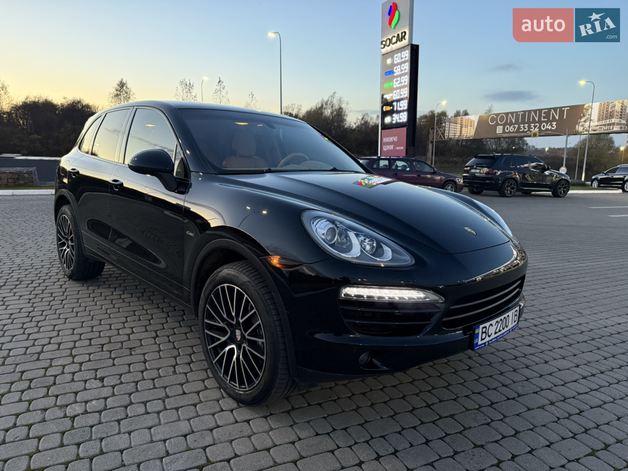 Авто у гарному стані. Цеп поміняна 30т тому. Має 2 косметичних підкраси все решта у рідній фарбі. 