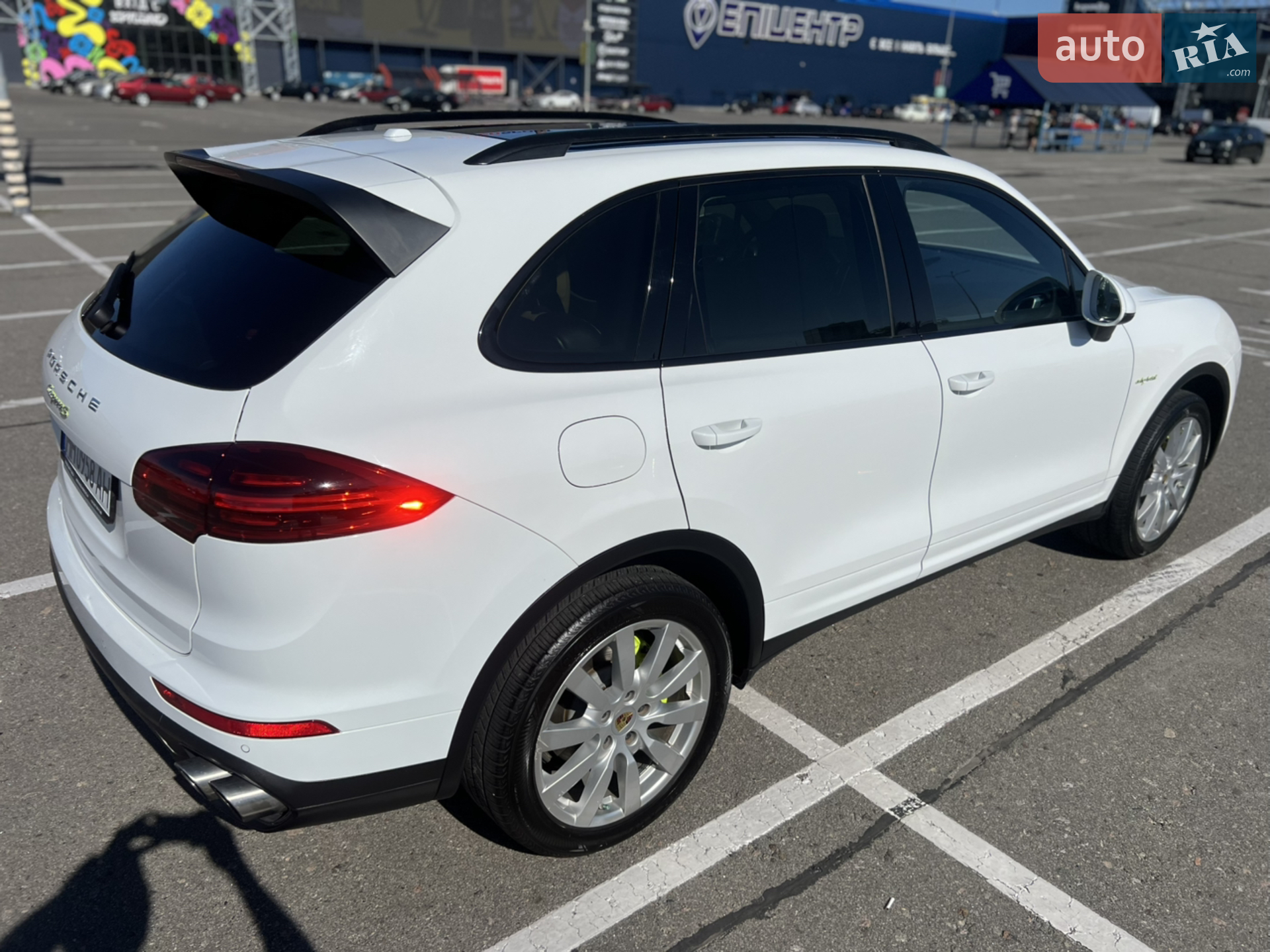 2015 Porsche Cayenne - мініатюра 8