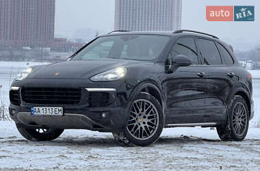 Позашляховик / Кросовер Porsche Cayenne 2017 в Києві