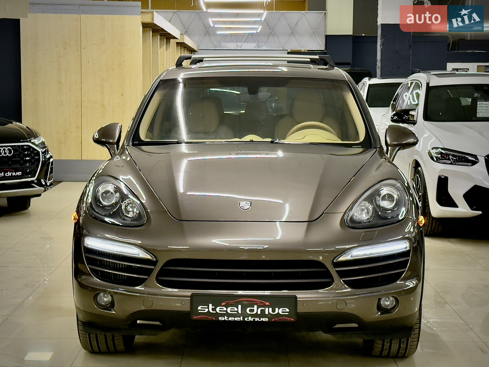 2013 Porsche Cayenne - мініатюра 3