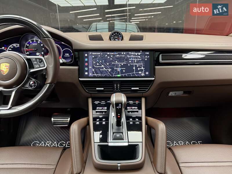 Внедорожник / Кроссовер Porsche Cayenne 2022 в Киеве