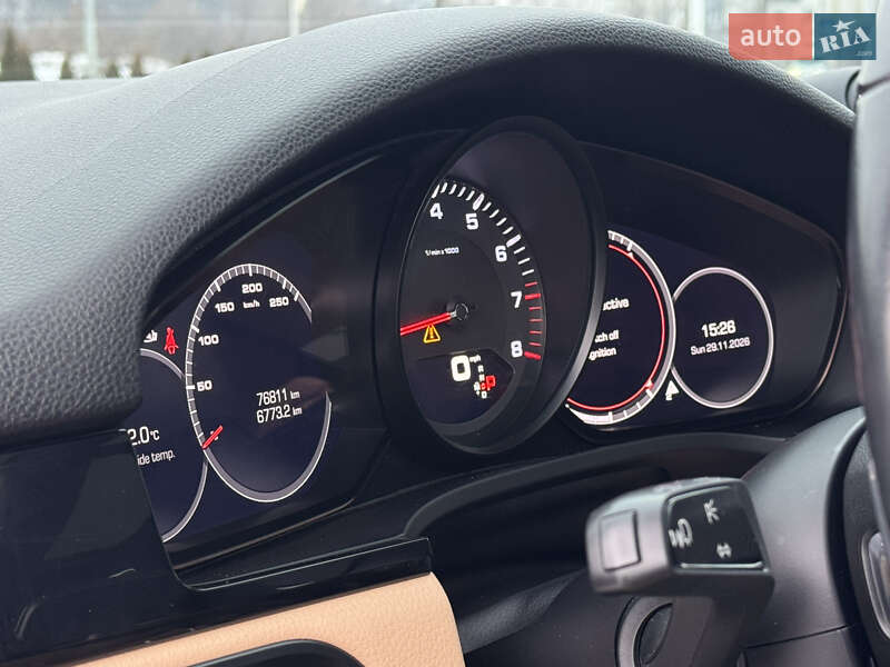 Внедорожник / Кроссовер Porsche Cayenne 2018 в Киеве